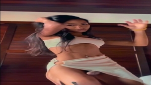 Shemale Seduction: A Night to Remember